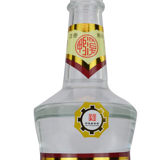 創(chuàng)意酒包裝設(shè)計特曲濃香型白酒單瓶裝產(chǎn)品包裝設(shè)計欣賞(圖3)