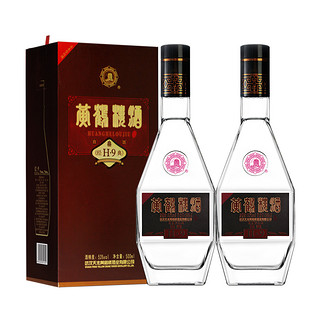 創(chuàng)意酒包裝設(shè)計經(jīng)典清香型白酒瓶雙支裝產(chǎn)品包裝設(shè)計欣賞(圖2)