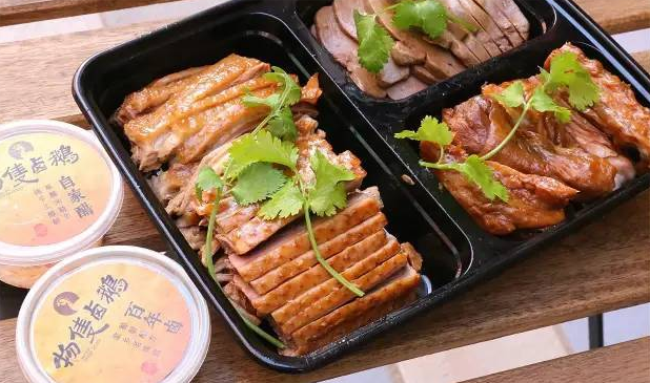 物只鹵鵝品牌logo與食品包裝設(shè)計欣賞(圖4)